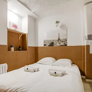  Appartement Flat For 4 Located In The Heart Of Paris
